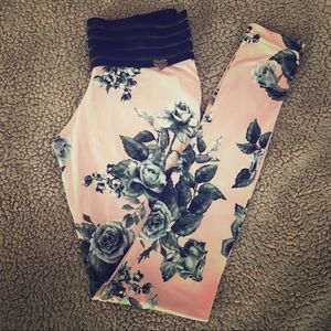 Cute Booty Lounge Leggings, Size S
